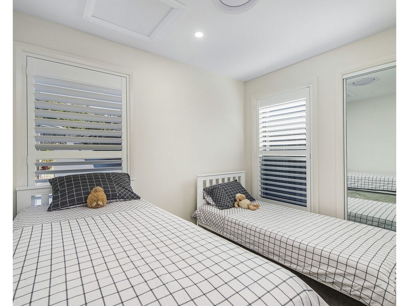 2/20 St Lucia Place, Bonny Hills NSW 2445