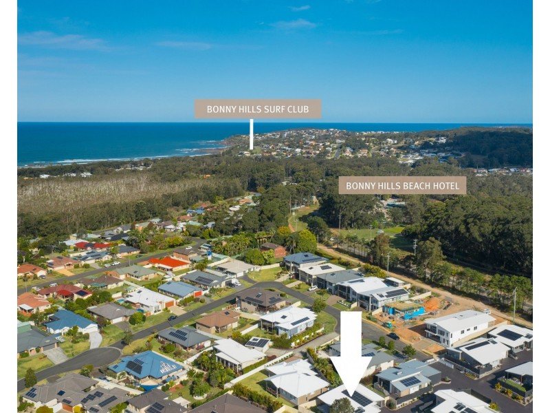 2/20 St Lucia Place, Bonny Hills NSW 2445