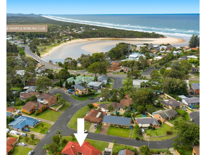 10 Melaleuca Avenue, Lake Cathie NSW 2445