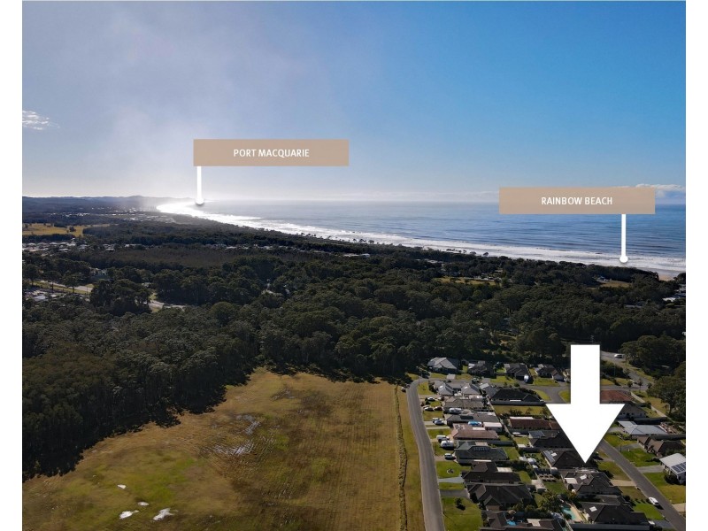 12 Hungerford Place, Bonny Hills NSW 2445