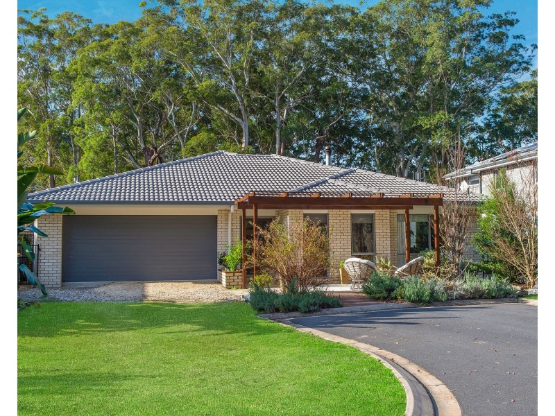 5 Temple Court, Lake Cathie NSW 2445