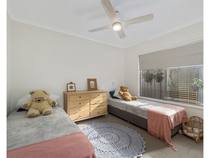 5 Temple Court, Lake Cathie NSW 2445