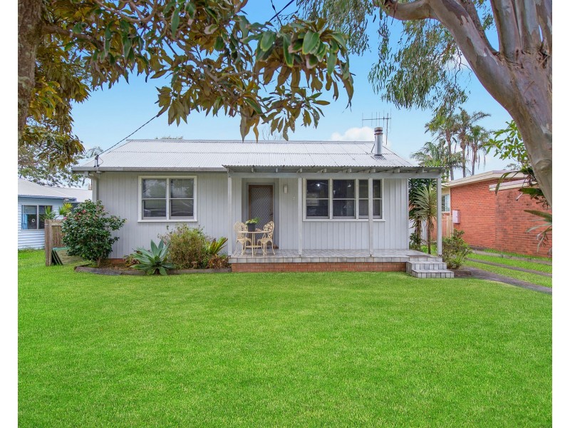 7 Koribah Avenue, Lake Cathie NSW 2445