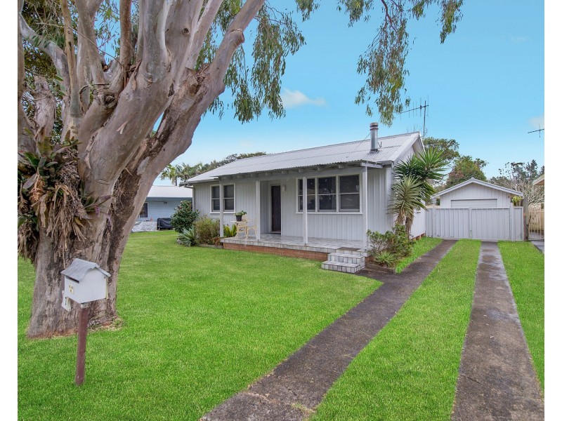 7 Koribah Avenue, Lake Cathie NSW 2445