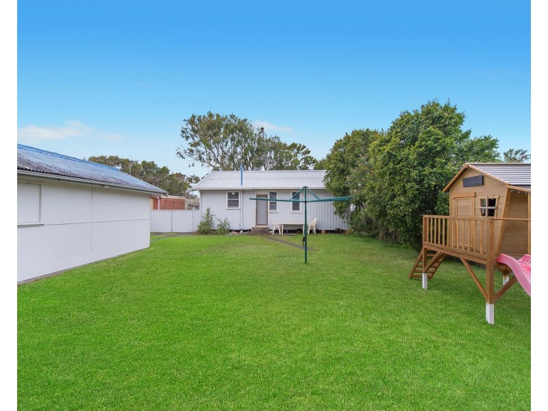 7 Koribah Avenue, Lake Cathie NSW 2445