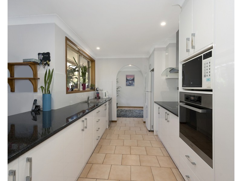12 Elouera Place, West Haven NSW 2443