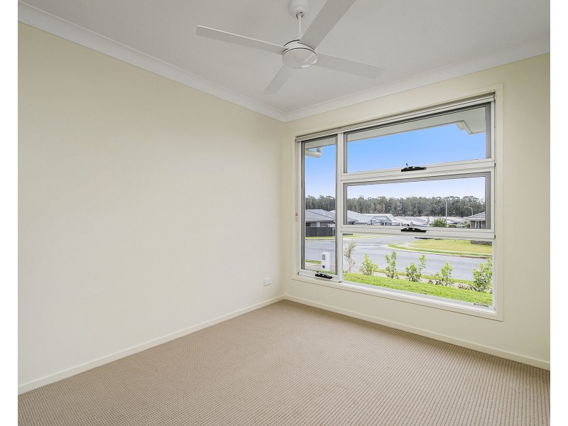1/85 South Atlantic Drive, Lake Cathie NSW 2445
