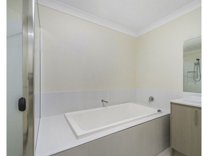 1/85 South Atlantic Drive, Lake Cathie NSW 2445