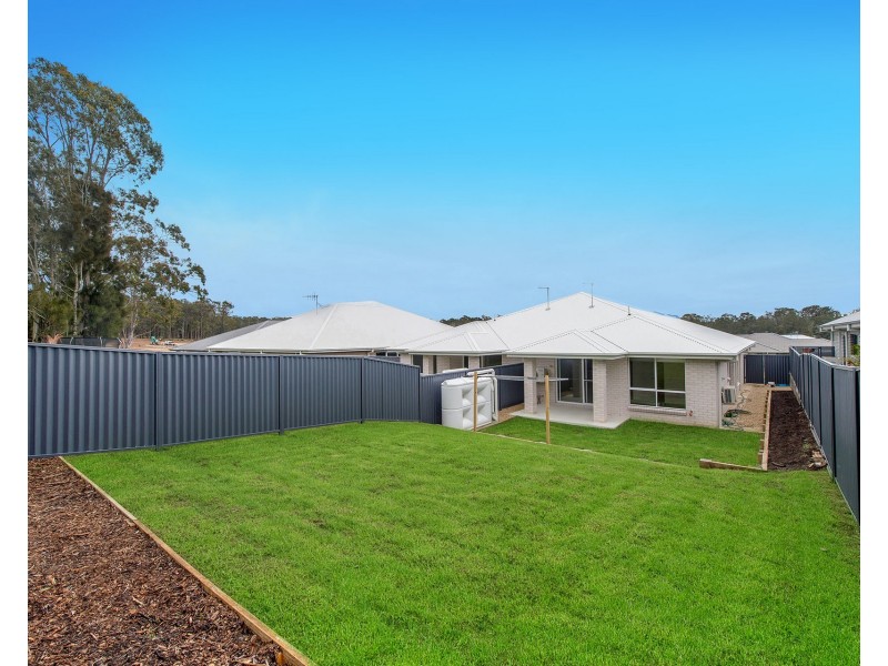 1/85 South Atlantic Drive, Lake Cathie NSW 2445