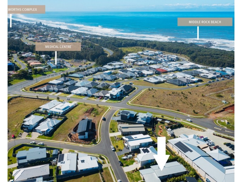 9 Nevis Street, Lake Cathie NSW 2445