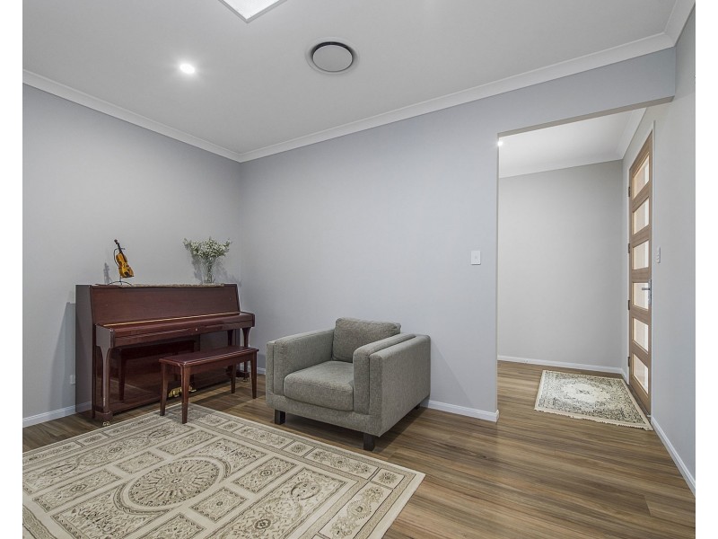 12 Nevis Street, Lake Cathie NSW 2445