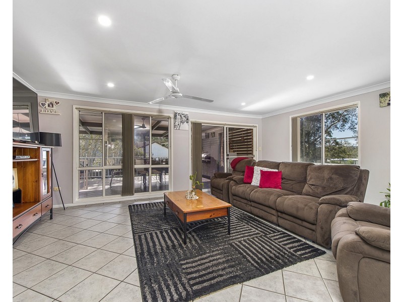 495 Ocean Drive, Laurieton NSW 2443