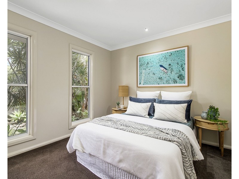 1695 Ocean Drive, Lake Cathie NSW 2445