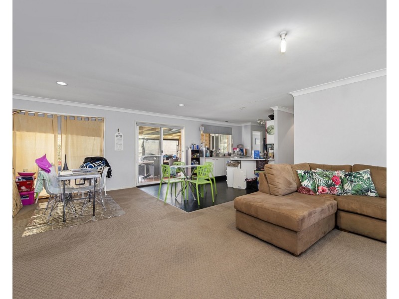 12 Ernest Street, Lake Cathie NSW 2445
