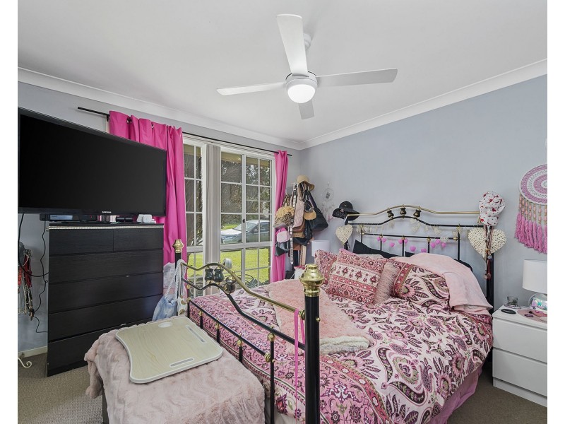 12 Ernest Street, Lake Cathie NSW 2445