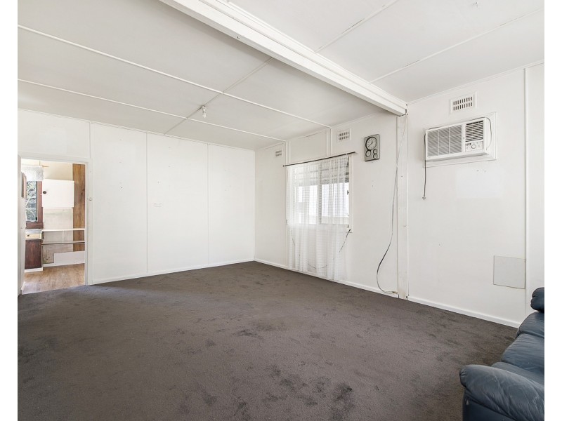 9 Longworth Road, Dunbogan NSW 2443