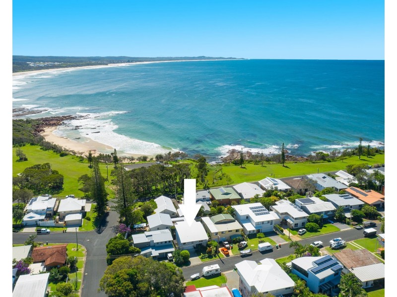 2B First Avenue, Bonny Hills NSW 2445