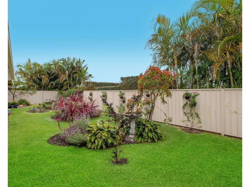 5 Grenadines Way, Bonny Hills NSW 2445