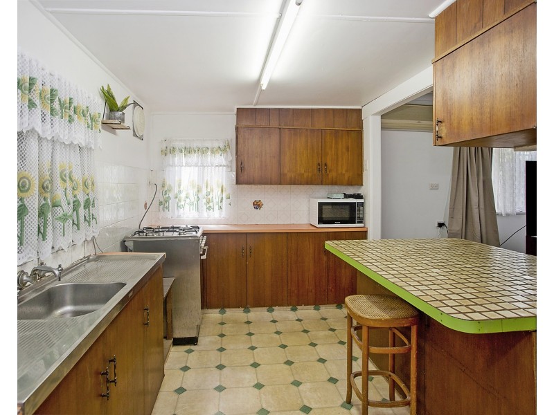 18 Mill Street, Laurieton NSW 2443