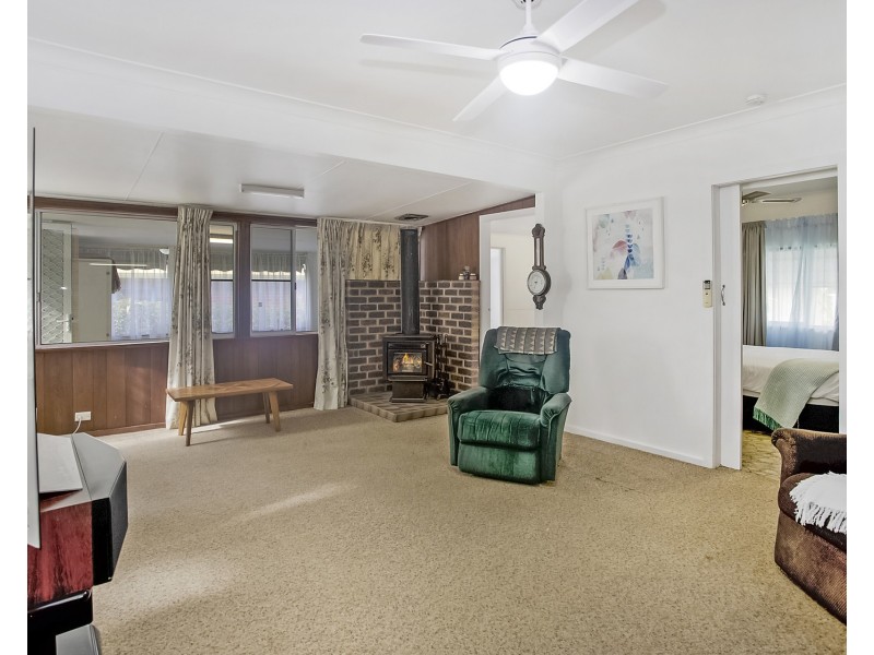 18 Mill Street, Laurieton NSW 2443