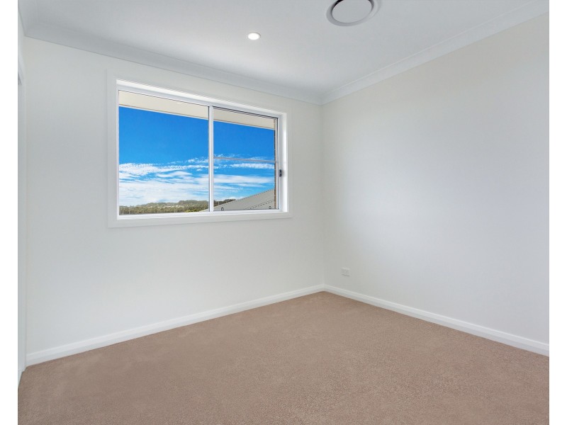 6 Tobago Parade, Lake Cathie NSW 2445