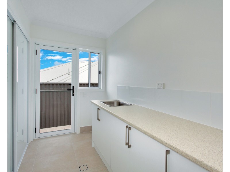 6 Tobago Parade, Lake Cathie NSW 2445