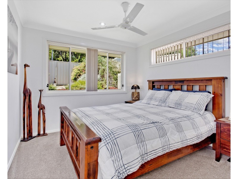 13 Hungerford Place, Bonny Hills NSW 2445