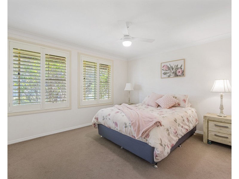 8 Explorers Way, Lake Cathie NSW 2445