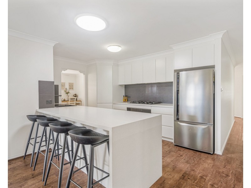 8 Explorers Way, Lake Cathie NSW 2445