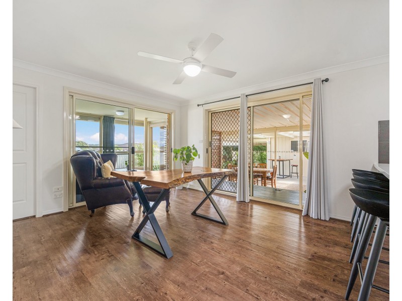 8 Explorers Way, Lake Cathie NSW 2445