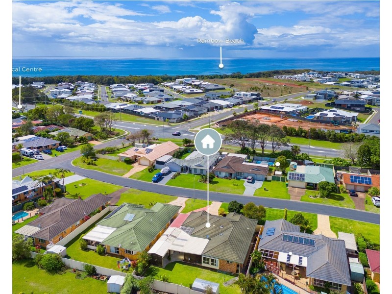 8 Explorers Way, Lake Cathie NSW 2445