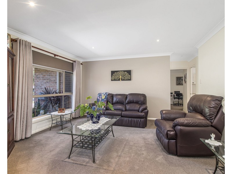 8 Tweed Place, Lake Cathie NSW 2445