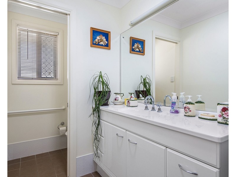 8 Tweed Place, Lake Cathie NSW 2445