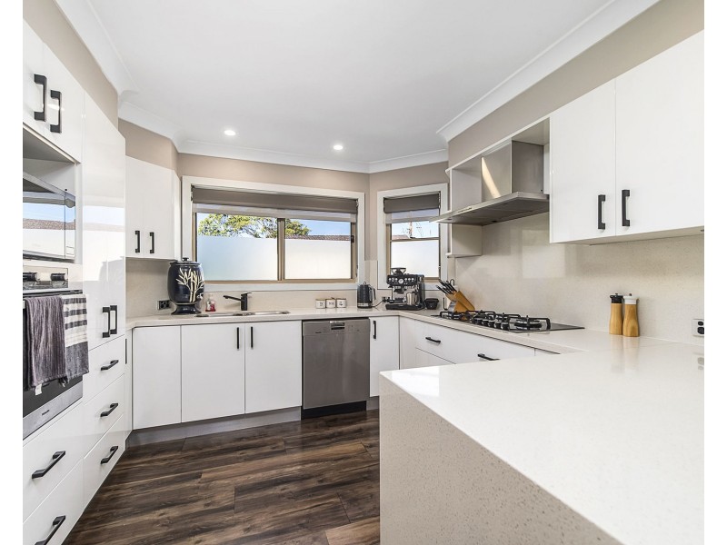 13 Banjora Place, Lake Cathie NSW 2445