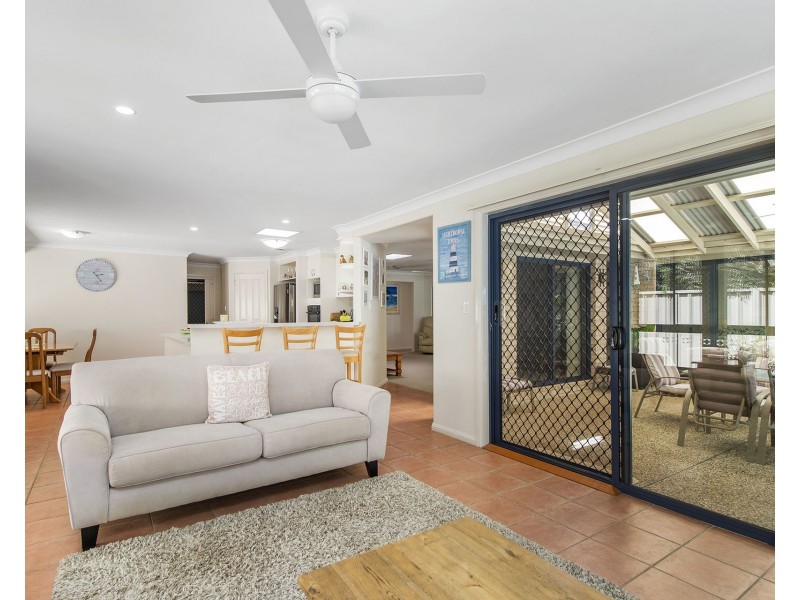 32 Bounty Avenue, Lake Cathie NSW 2445