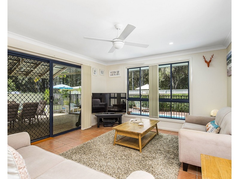 32 Bounty Avenue, Lake Cathie NSW 2445