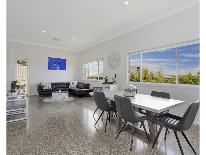 16 St Lucia Place, Bonny Hills NSW 2445