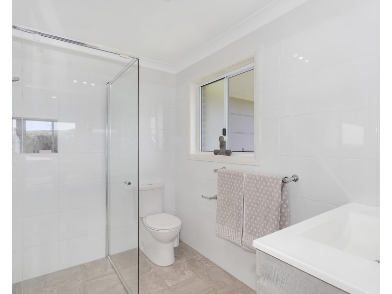 16 St Lucia Place, Bonny Hills NSW 2445