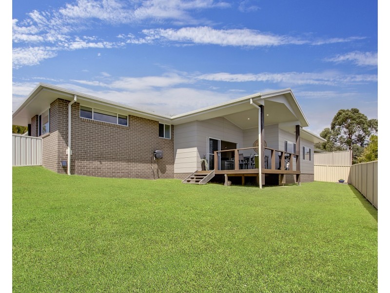 16 St Lucia Place, Bonny Hills NSW 2445
