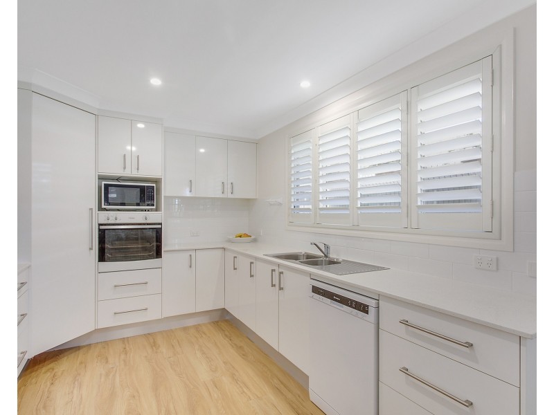 2/60 Lord Street, Laurieton NSW 2443