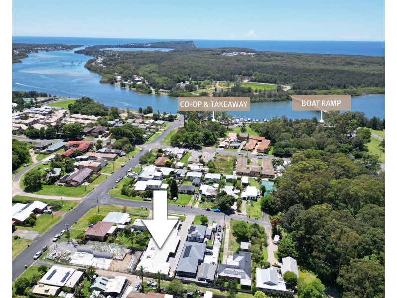 2/60 Lord Street, Laurieton NSW 2443