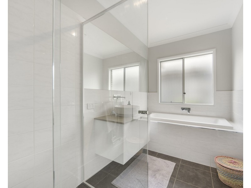 20 Antigua Avenue, Lake Cathie NSW 2445