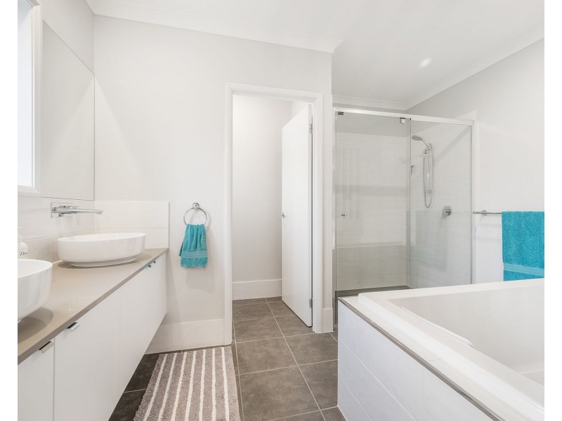 20 Antigua Avenue, Lake Cathie NSW 2445