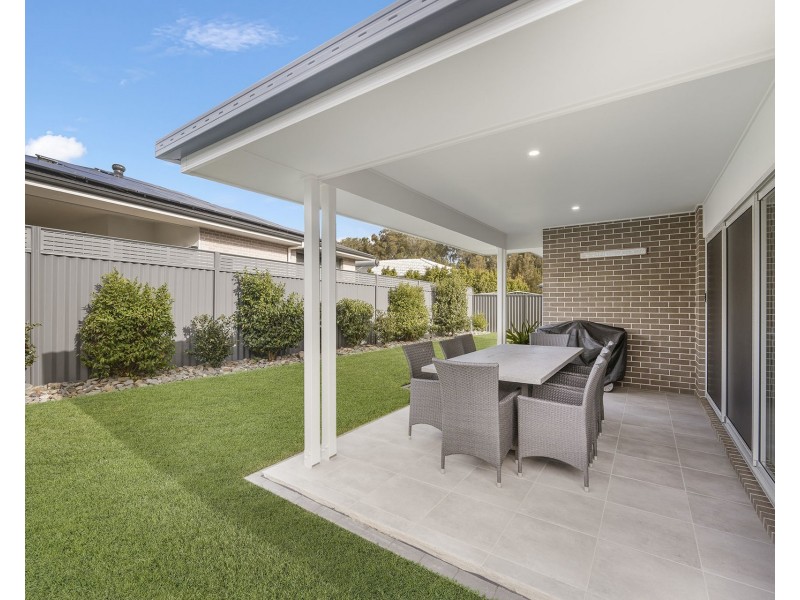 20 Antigua Avenue, Lake Cathie NSW 2445