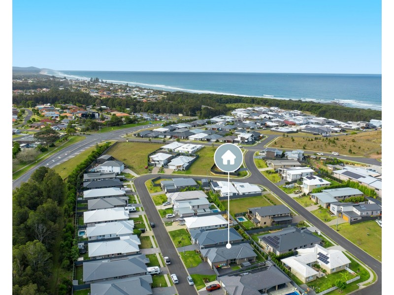 20 Antigua Avenue, Lake Cathie NSW 2445