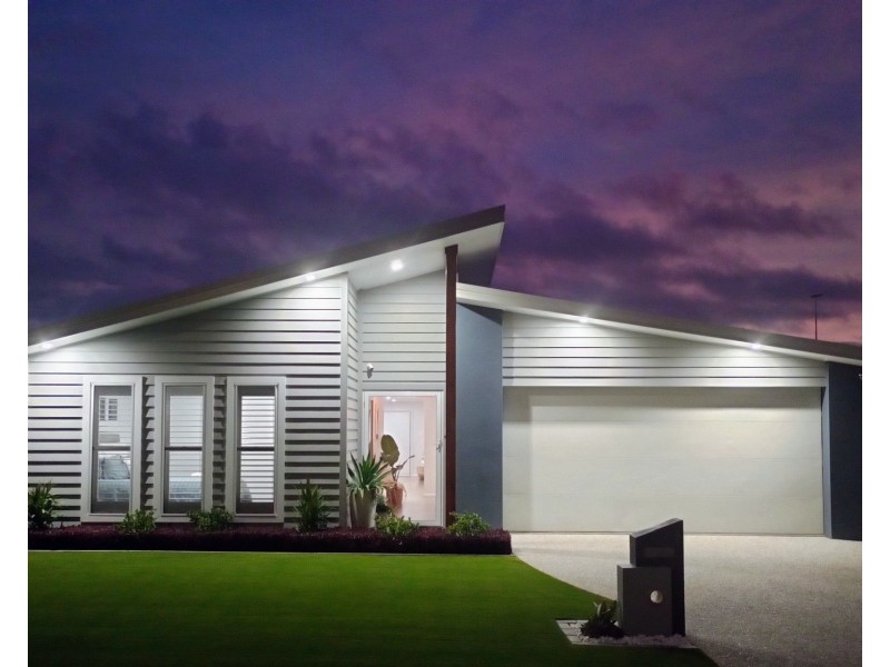 6 Dominica Street, Lake Cathie NSW 2445