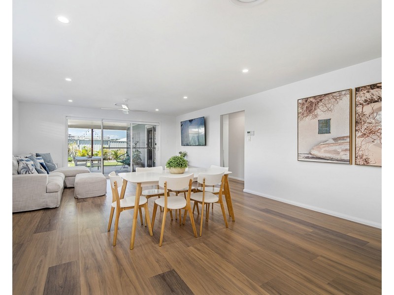 6 Dominica Street, Lake Cathie NSW 2445