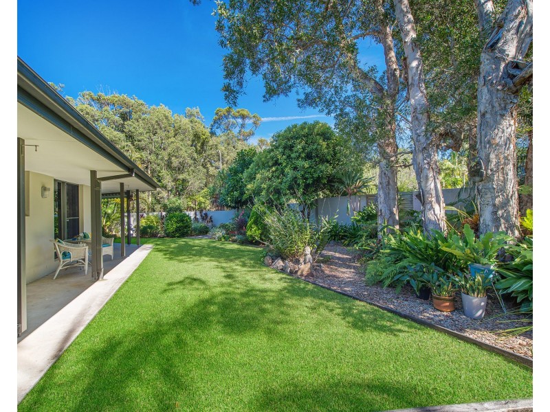 1 Driftwood Court, Bonny Hills NSW 2445