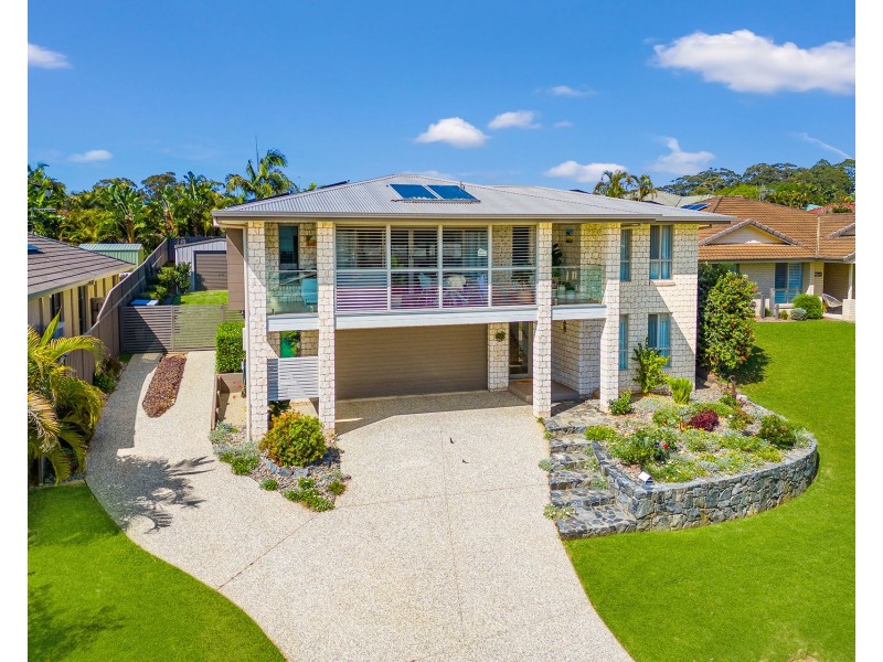 6 Grenadines Way, Bonny Hills NSW 2445
