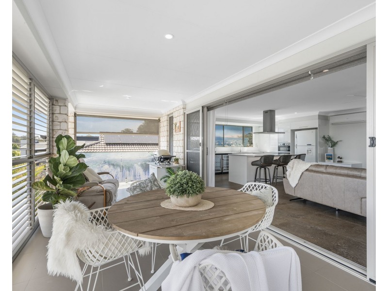 6 Grenadines Way, Bonny Hills NSW 2445